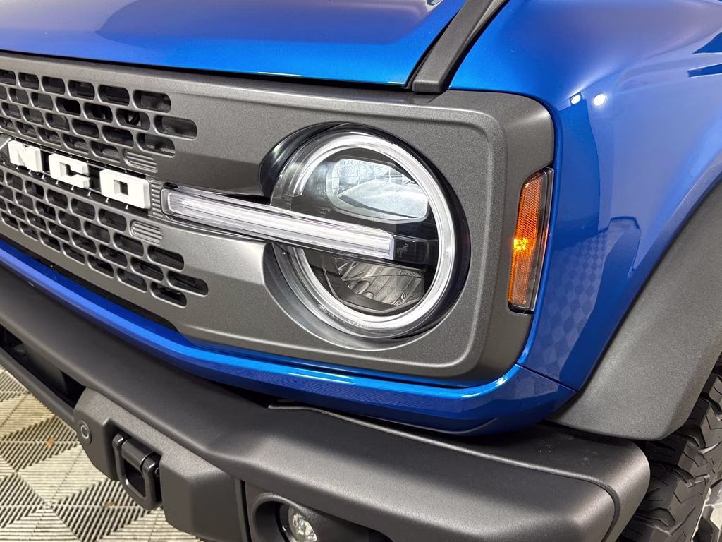 2025 Velocity Blue Metallic Ford Bronco Badlands 4X4 SUV