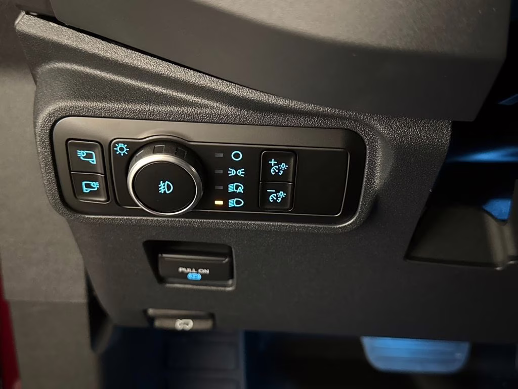 2025 Ruby Red Metallic Tinted Clearcoat Ford Bronco Badlands 4X4 SUV