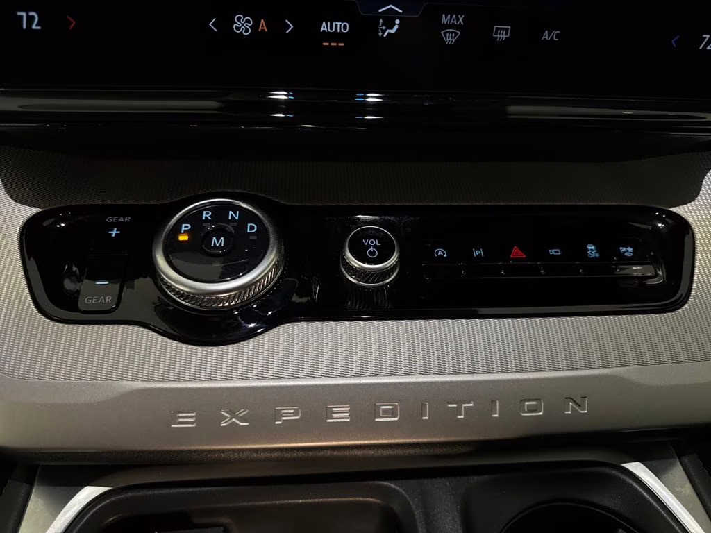 2025 Oxford White Ford Expedition Active RWD SUV