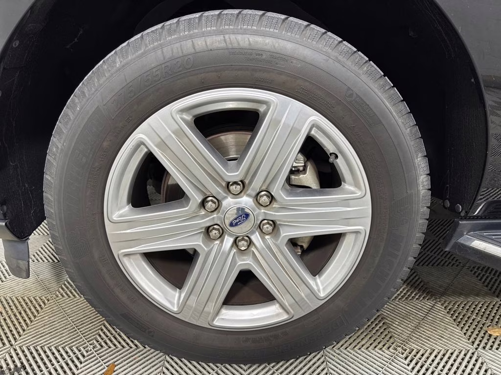 2020 Agate Black Ford Expedition XLT RWD SUV