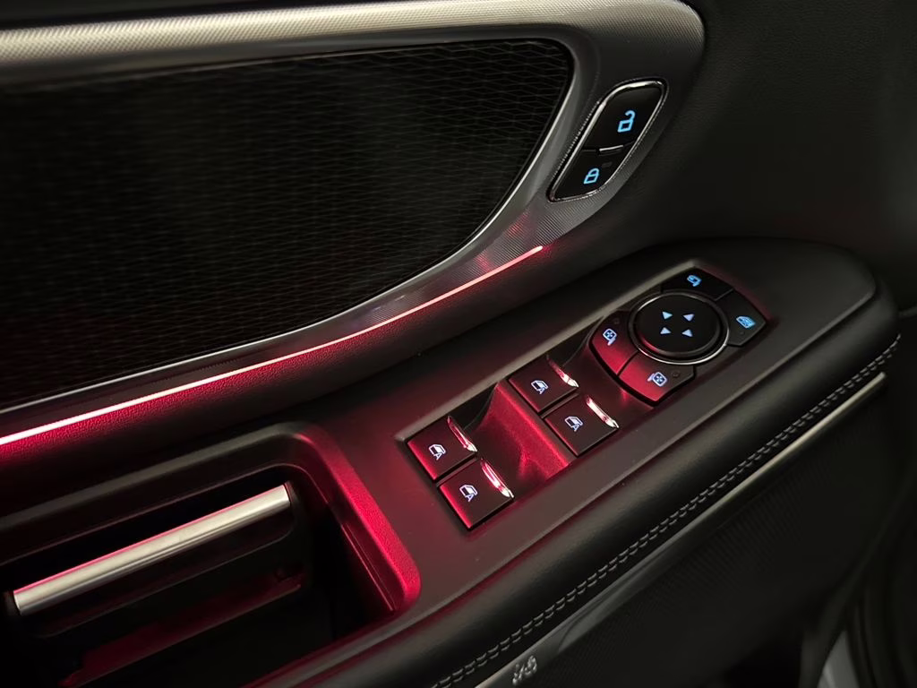 2026 Glacier Gray Metallic Tri-Coat Ford Expedition Platinum 4X4 SUV