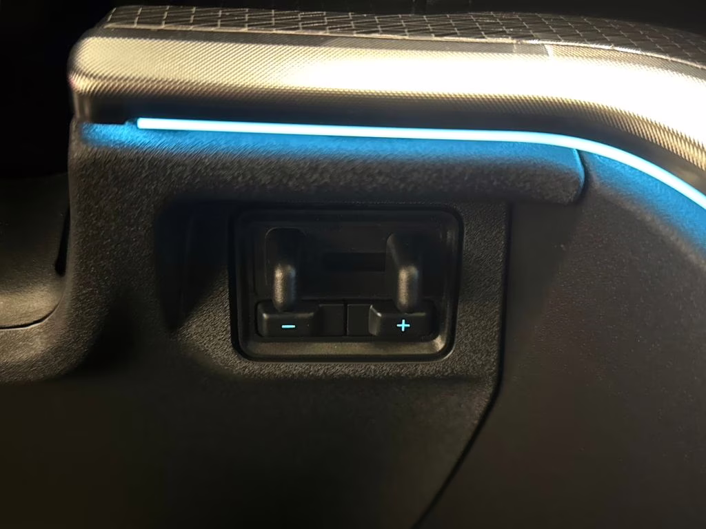 2026 Glacier Gray Metallic Tri-Coat Ford Expedition Platinum 4X4 SUV