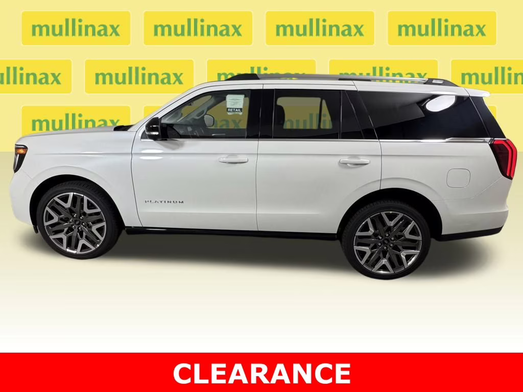 2026 Star White Metallic Tri-Coat Ford Expedition Platinum 4X4 SUV