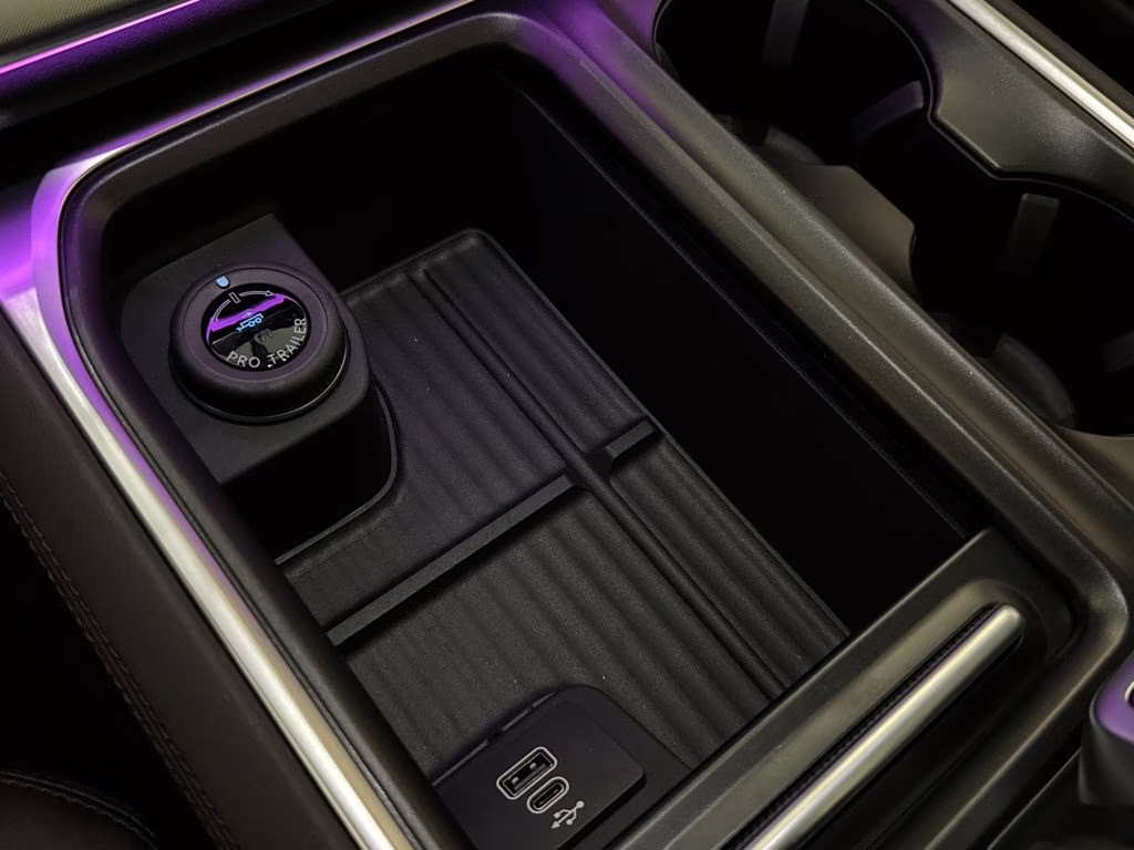 2026 Star White Metallic Tri-Coat Ford Expedition Platinum 4X4 SUV