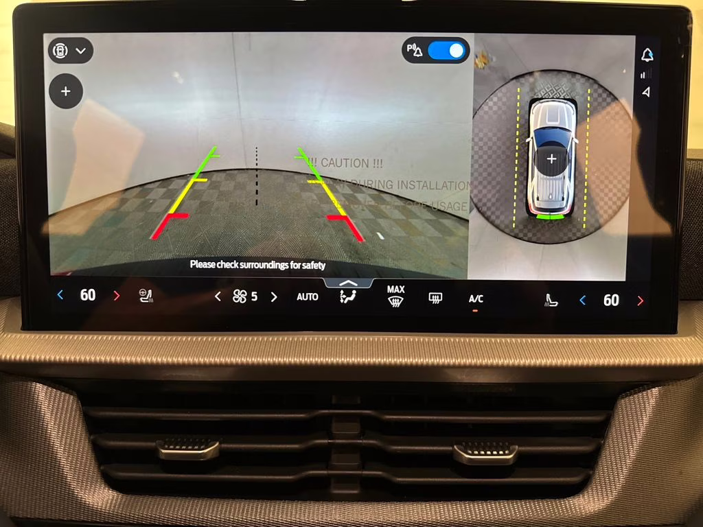 2026 Rapid Red Metallic Tinted Clearcoat Ford Explorer ST-Line RWD SUV