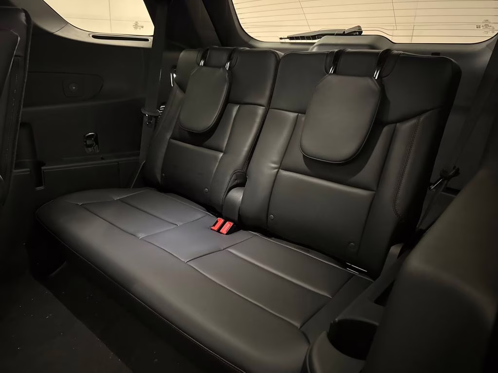 2026 Star White Metallic Tri-Coat Ford Explorer ST 4X4 SUV