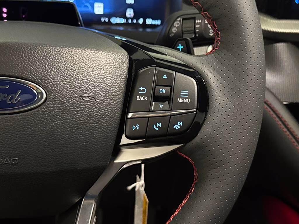 2026 Star White Metallic Tri-Coat Ford Explorer ST 4X4 SUV