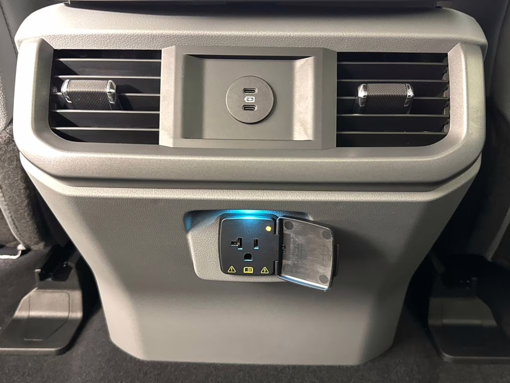 2025 Agate Black Metallic Ford F-150 Lightning Flash AWD Truck