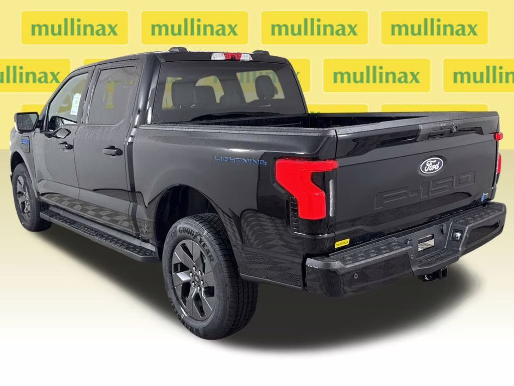 2025 Agate Black Metallic Ford F-150 Lightning Flash AWD Truck