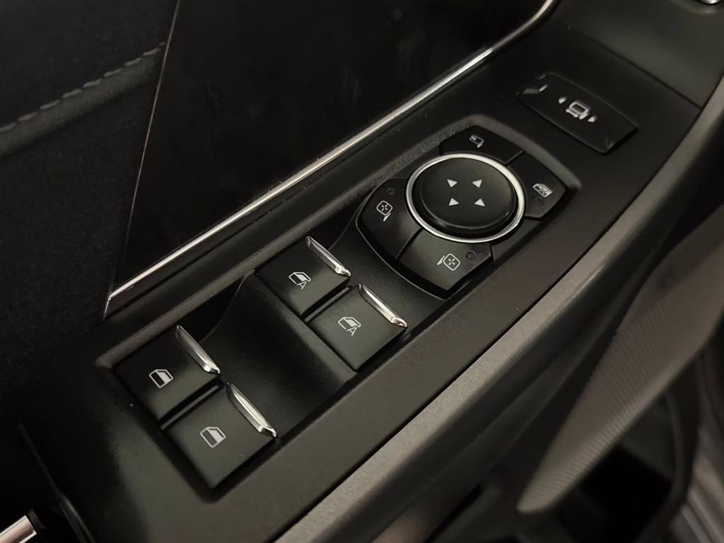 2024 Carbonized Gray Metallic Ford Super Duty F-250 SRW Lariat 4X4 Truck