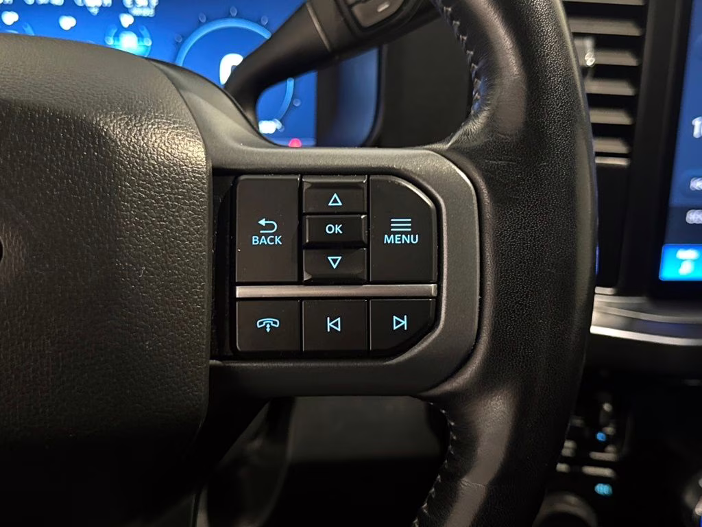 2024 Carbonized Gray Metallic Ford Super Duty F-250 SRW Lariat 4X4 Truck