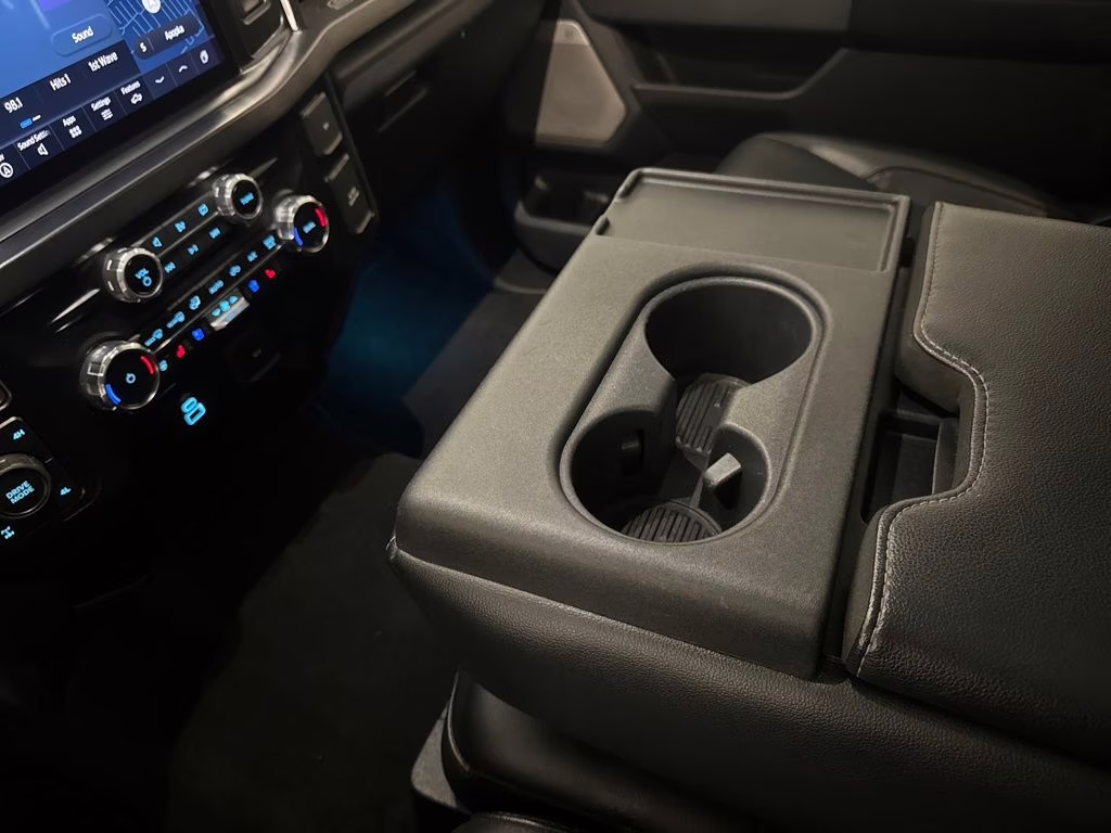 2024 Carbonized Gray Metallic Ford Super Duty F-250 SRW Lariat 4X4 Truck