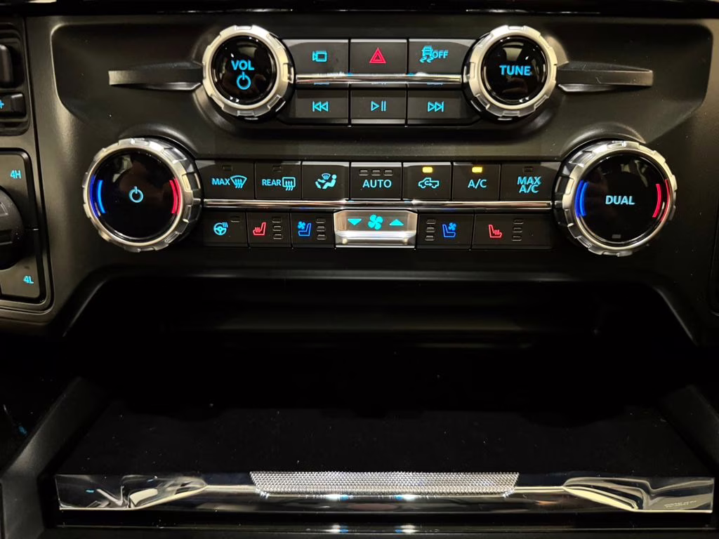 2026 Agate Black Metallic Ford Super Duty F-250 SRW HARLEY DAVIDSON 4X4 Truck