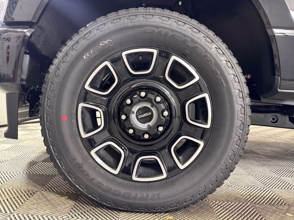 2026 Agate Black Metallic Ford Super Duty F-250 SRW Platinum 4X4 Truck