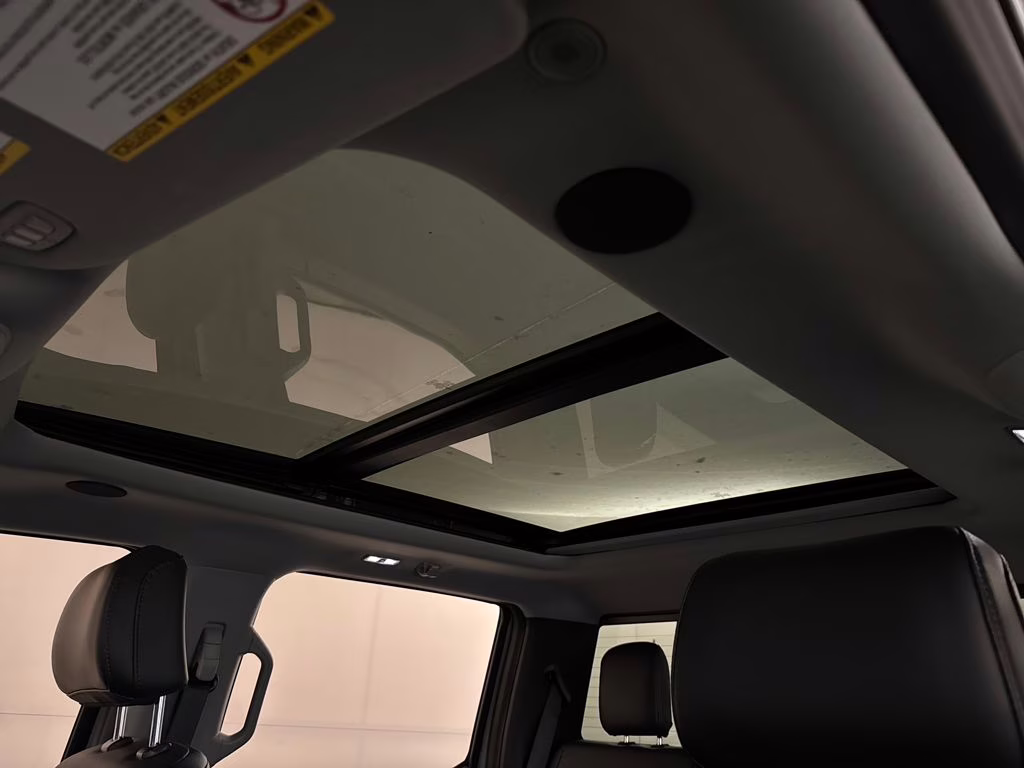 2026 Glacier Gray Metallic Tri-Coat Ford Super Duty F-250 SRW Lariat 4X4 Truck