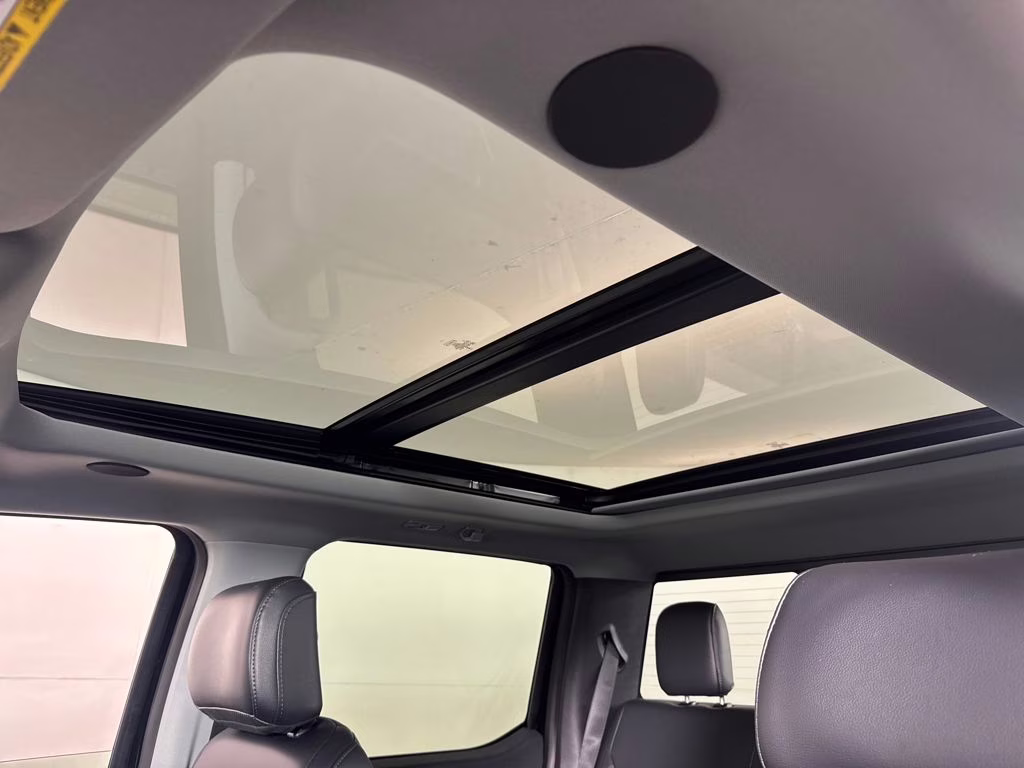 2026 Agate Black Metallic Ford Super Duty F-250 SRW Lariat 4X4 Truck