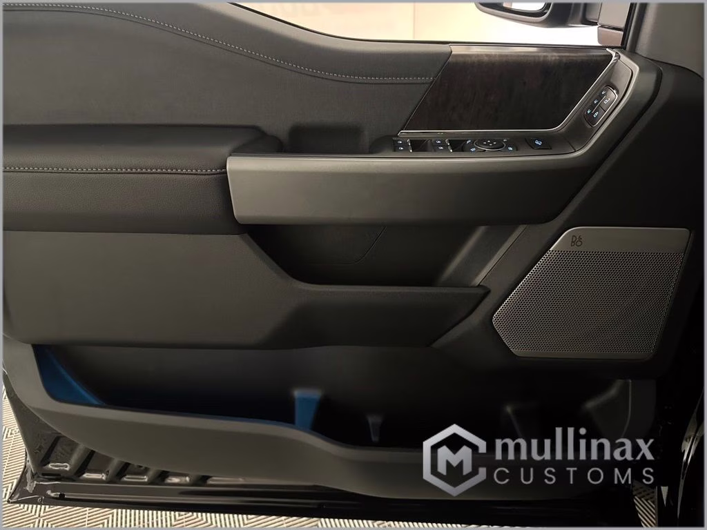 2026 Agate Black Metallic Ford Super Duty F-250 SRW Lariat 4X4 Truck