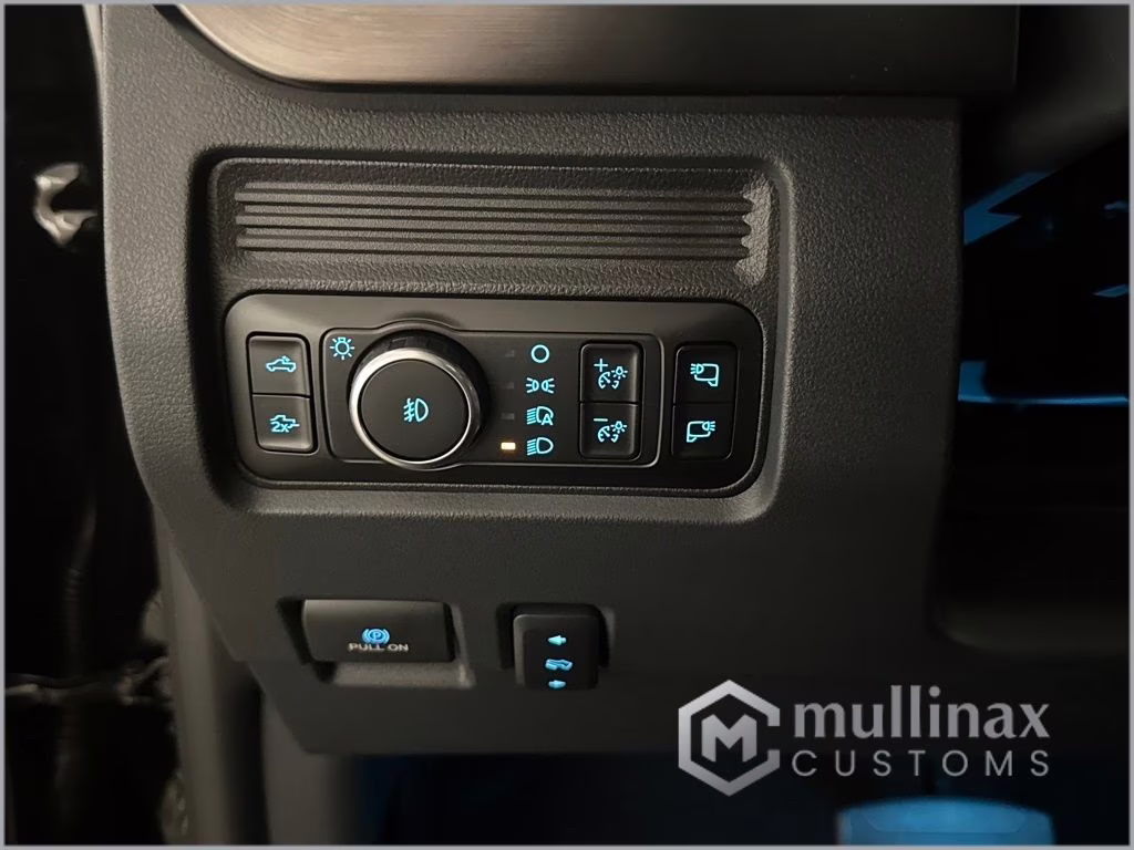 2026 Agate Black Metallic Ford Super Duty F-250 SRW Lariat 4X4 Truck