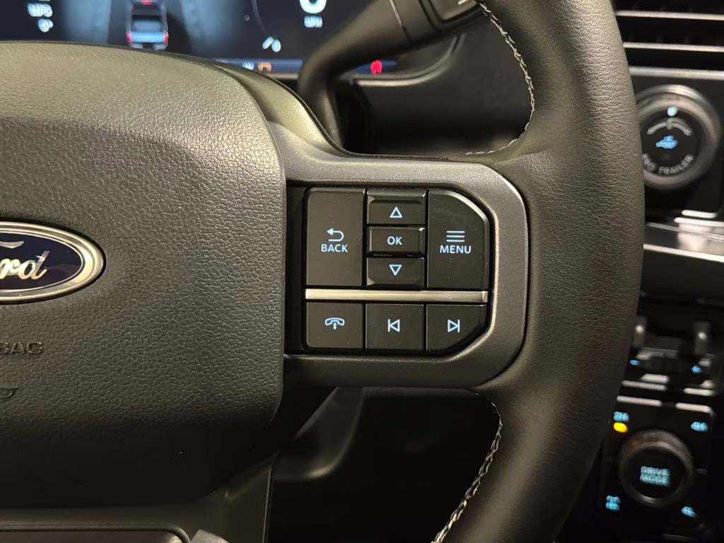 2026 Glacier Gray Metallic Tri-Coat Ford Super Duty F-250 SRW Lariat 4X4 Truck