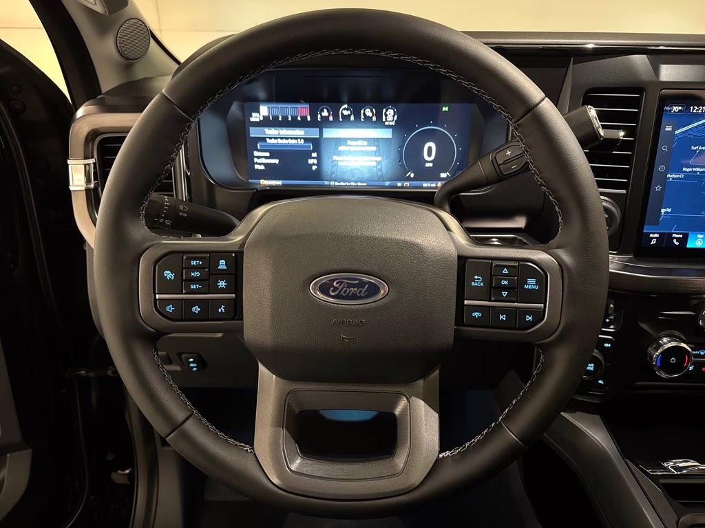 2026 Agate Black Metallic Ford Super Duty F-250 SRW Lariat 4X4 Truck