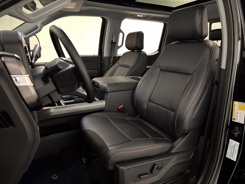 2026 Agate Black Metallic Ford Super Duty F-250 SRW Lariat 4X4 Truck