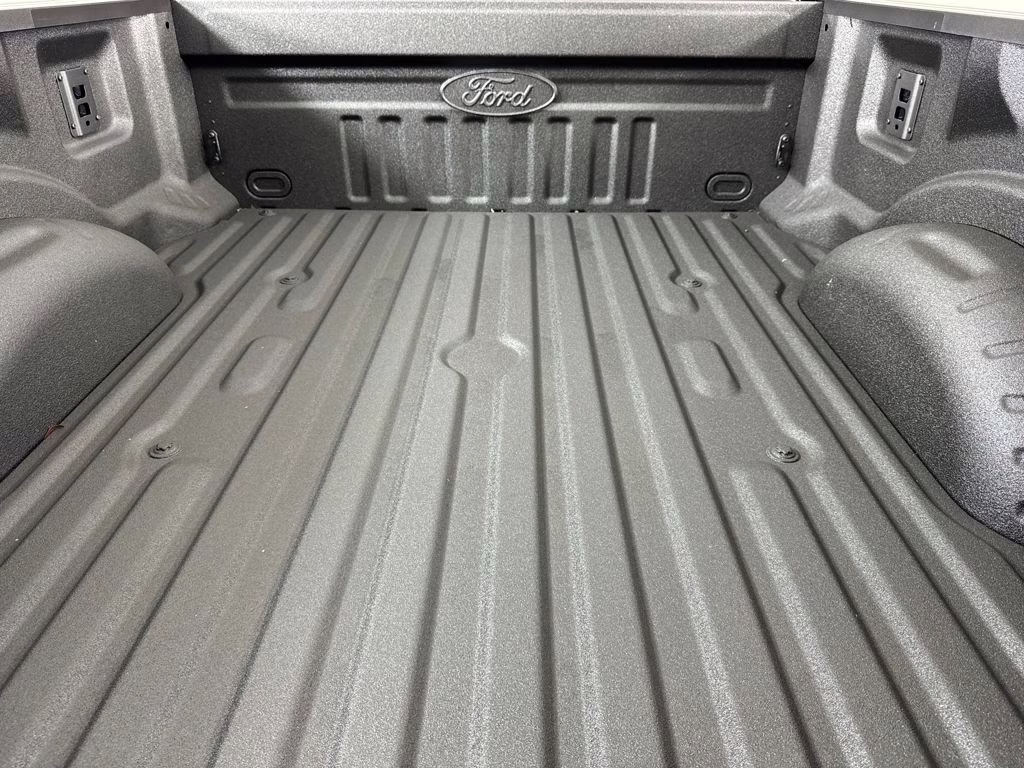 2026 Agate Black Metallic Ford Super Duty F-250 SRW Lariat 4X4 Truck