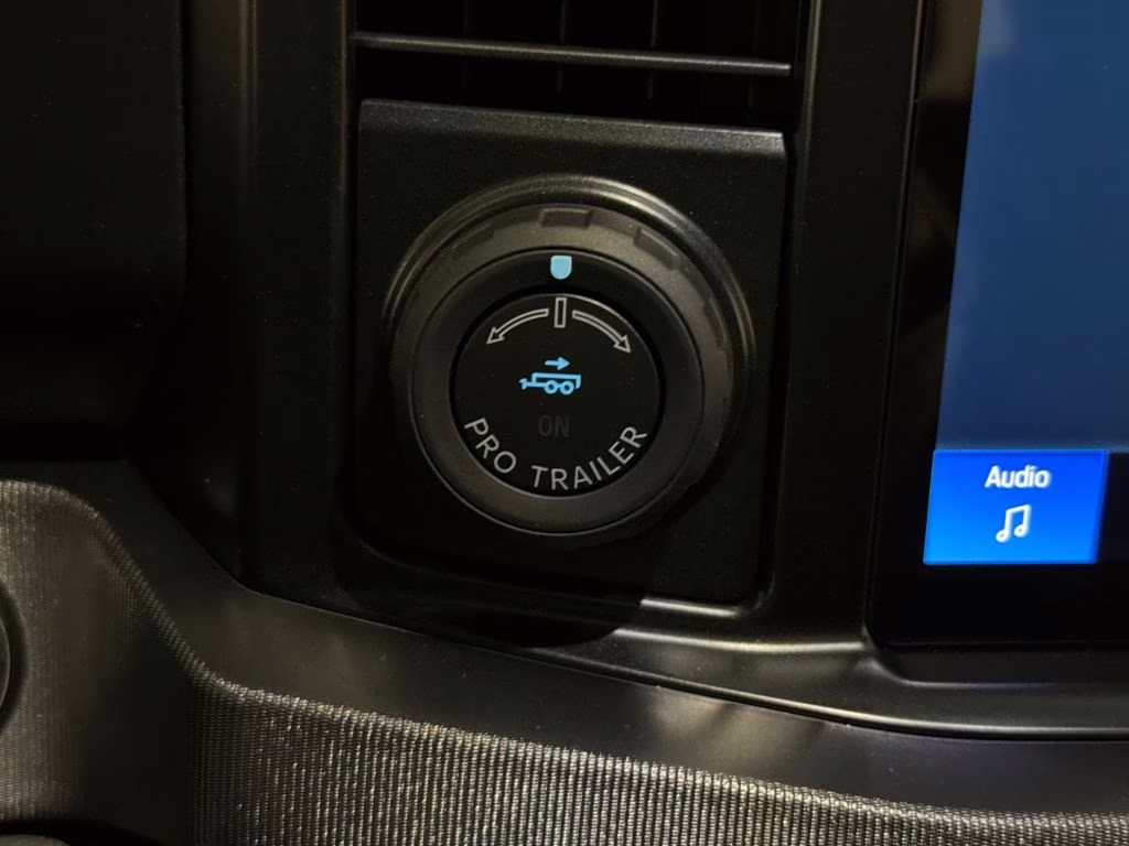 2026 Star White Metallic Tri-Coat Ford Super Duty F-350 SRW Platinum 4X4 Truck