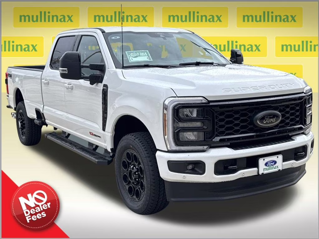 2026 Star White Metallic Tri-Coat Ford Super Duty F-350 SRW Lariat 4X4 Truck