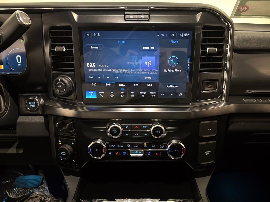 2026 Star White Metallic Tri-Coat Ford Super Duty F-350 SRW Lariat 4X4 Truck