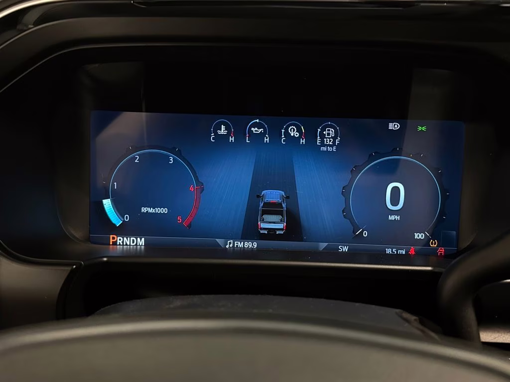 2026 Star White Metallic Tri-Coat Ford Super Duty F-350 SRW Lariat 4X4 Truck