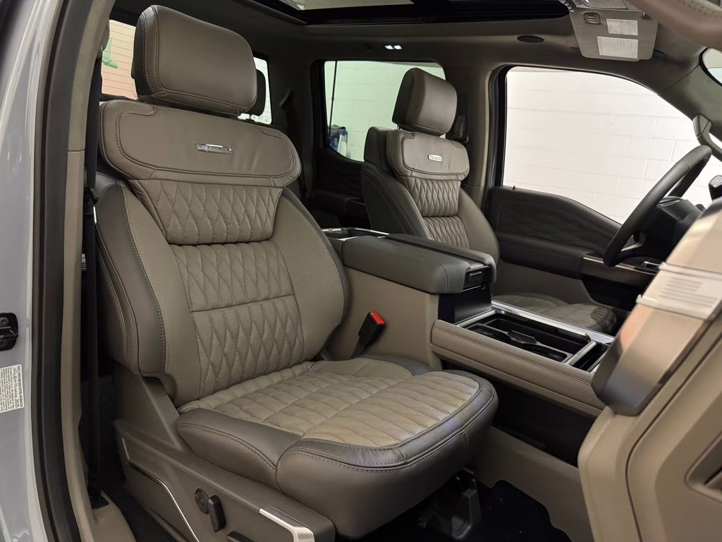 2026 Glacier Gray Metallic TriCoat Ford Super Duty F-350 DRW Platinum 4X4 Truck