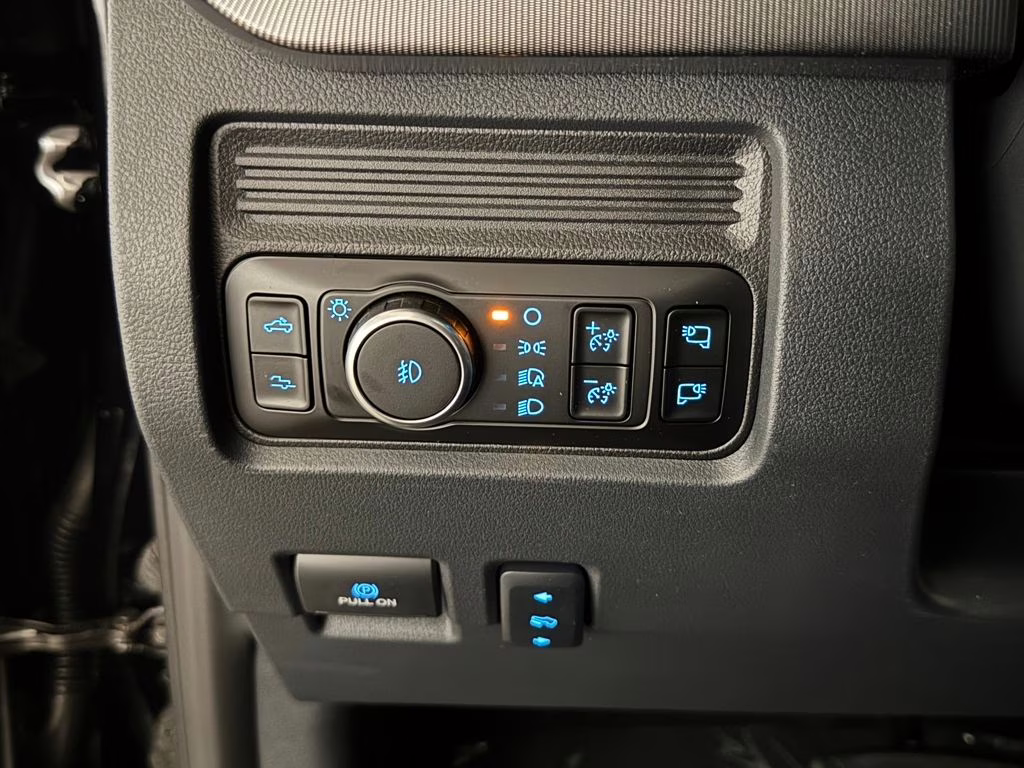 2026 Agate Black Metallic Ford Super Duty F-350 DRW Platinum 4X4 Truck