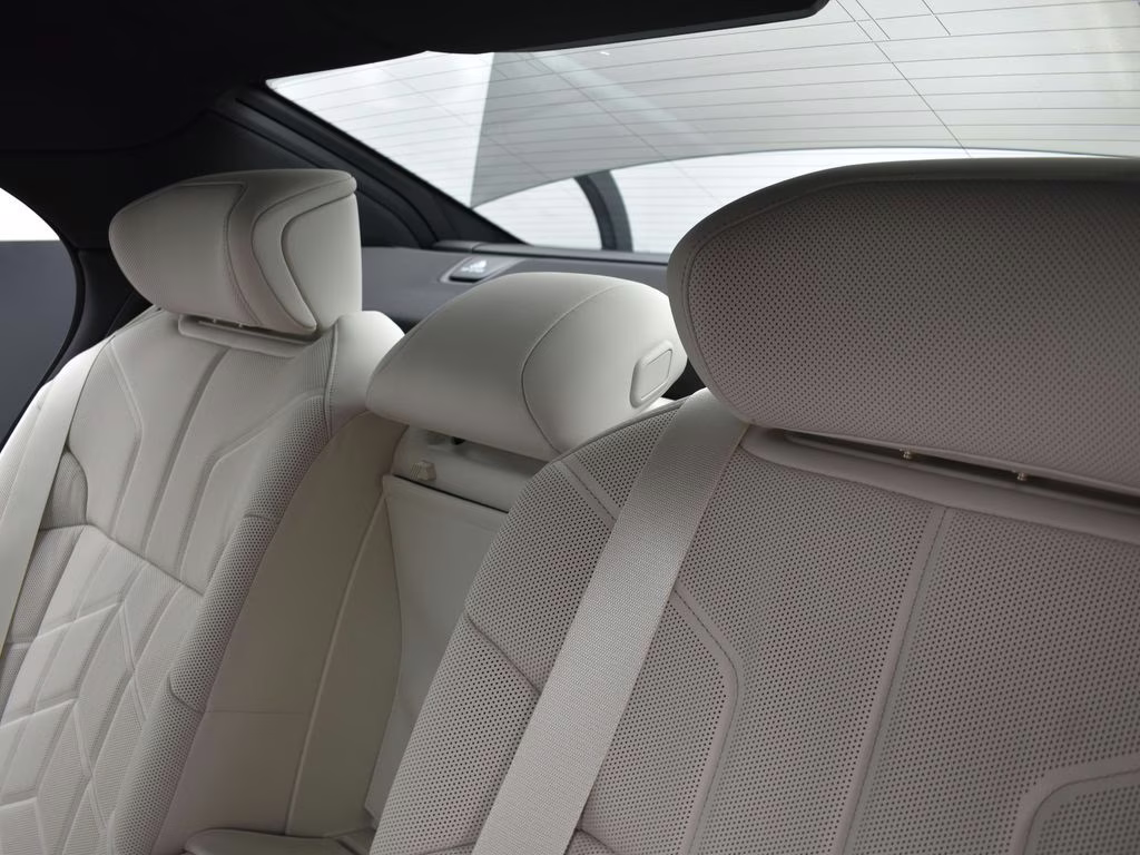 2025 Oxide Gray Metallic BMW i7 eDrive50 RWD Sedan