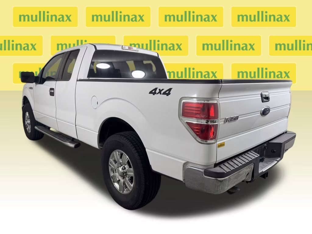 2010 Oxford White Ford F-150 XLT 4X4 Truck