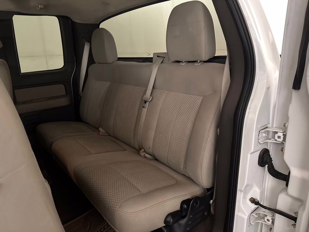 2010 Oxford White Ford F-150 XLT 4X4 Truck