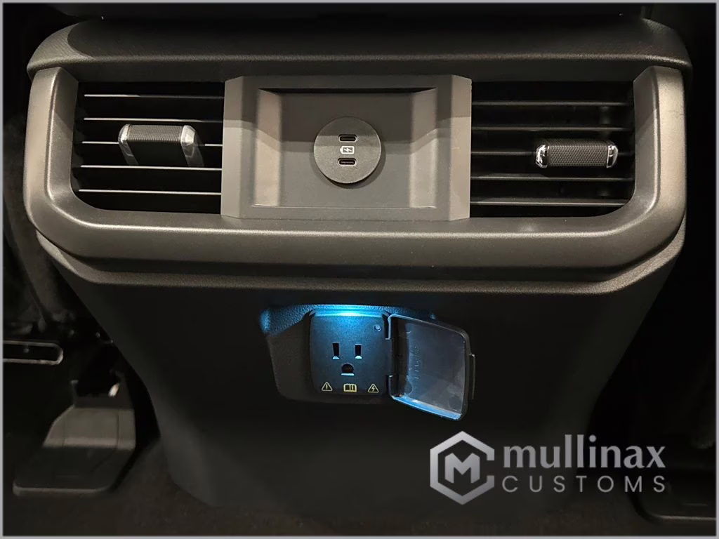 2025 Agate Black Metallic Ford F-150 Lariat 4X4 Truck