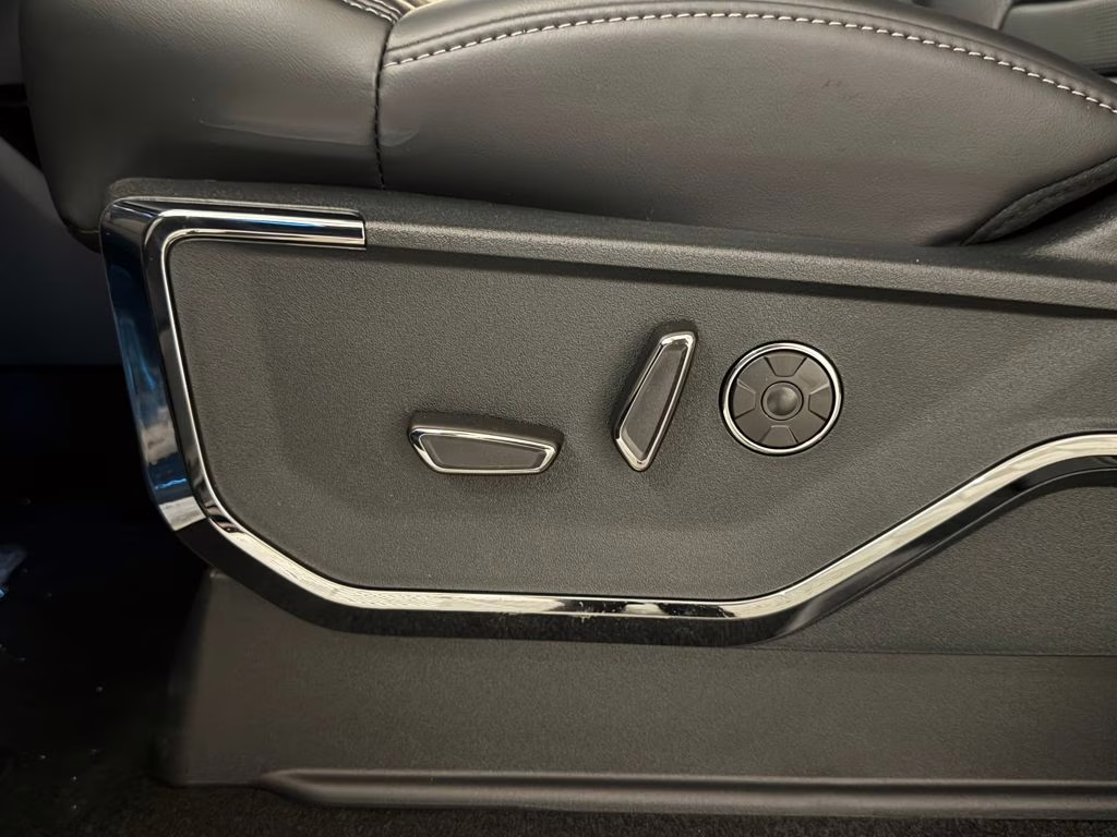 2026 Agate Black Metallic Ford F-150 Platinum 4X4 Truck