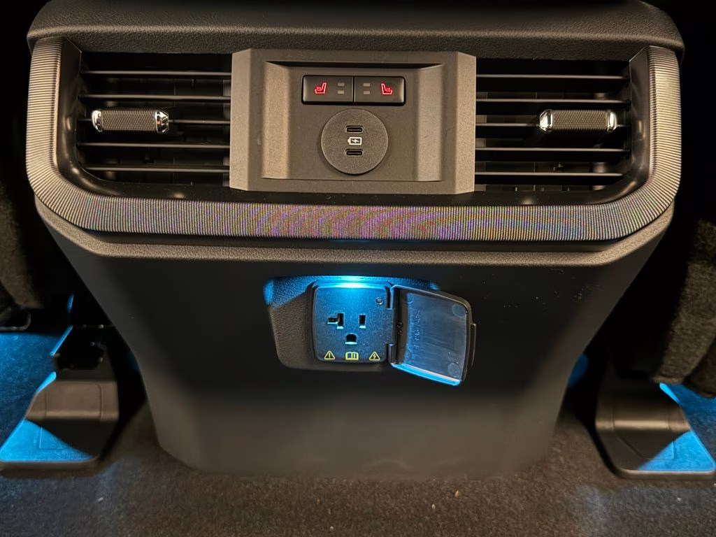 2026 Agate Black Metallic Ford F-150 Platinum 4X4 Truck