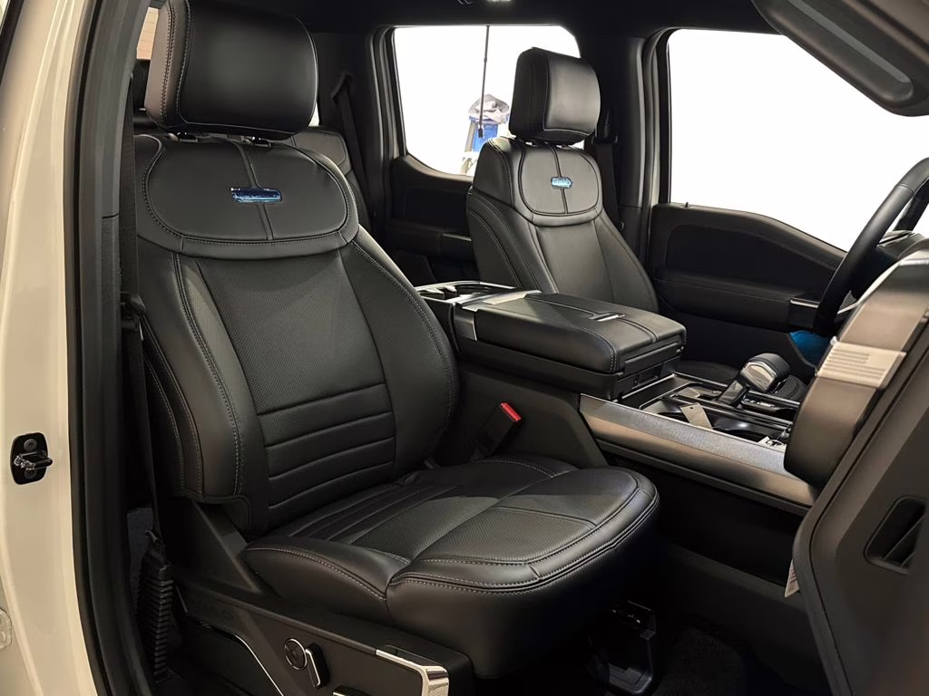 2026 Star White Metallic Tri-Coat Ford F-150 Platinum 4X4 Truck