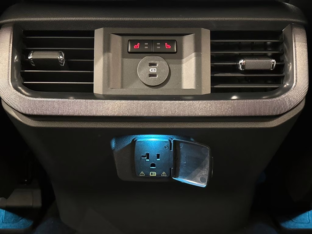 2026 Star White Metallic Tri-Coat Ford F-150 Platinum 4X4 Truck