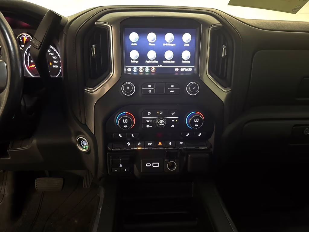 2019 Summit White Chevrolet Silverado 1500 RST 4X4 Truck