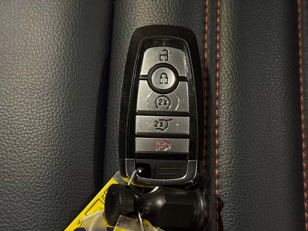 2024 Black Metallic Ford Edge SEL AWD SUV