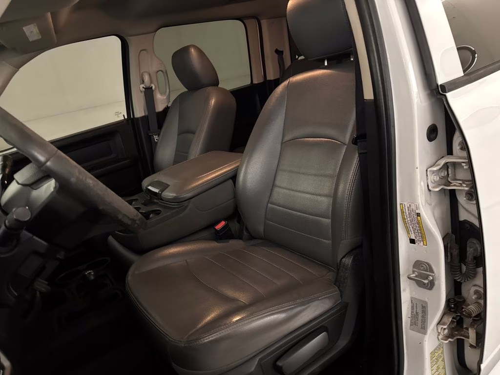 2016 Bright White Clearcoat Ram 4500HD Tradesman 4X4 Truck