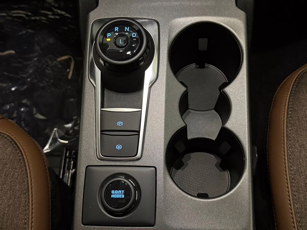 2025 Shadow Black Ford Bronco Sport Outer Banks 4X4 SUV