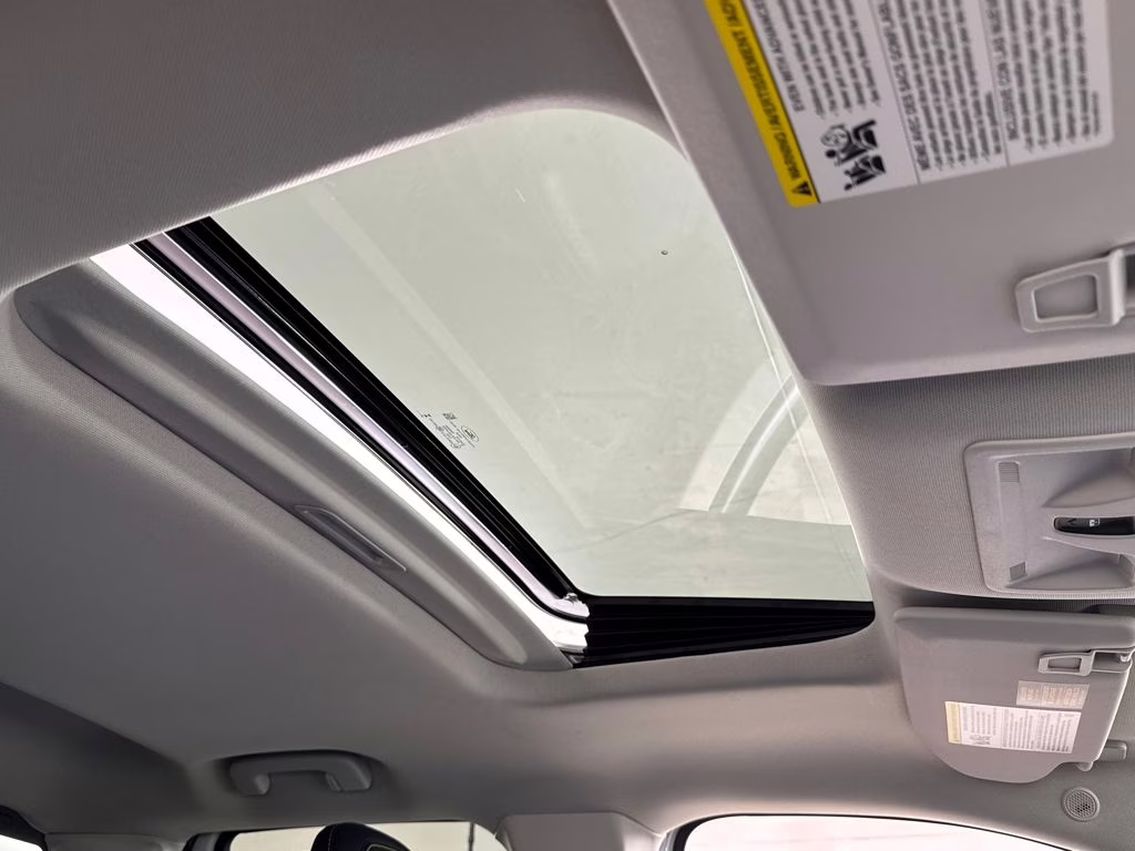 2025 Oxford White Ford Maverick LOBO AWD Truck