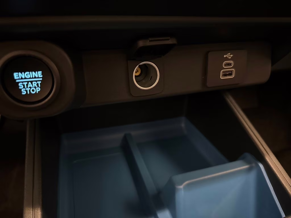 2025 Desert Sand Ford Maverick XLT AWD Truck