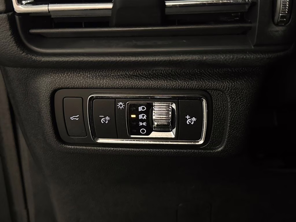 2022 Black Metallic Lincoln Corsair Standard FWD SUV