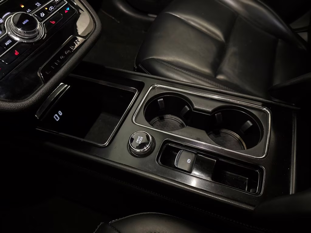 2022 Black Metallic Lincoln Corsair Standard FWD SUV