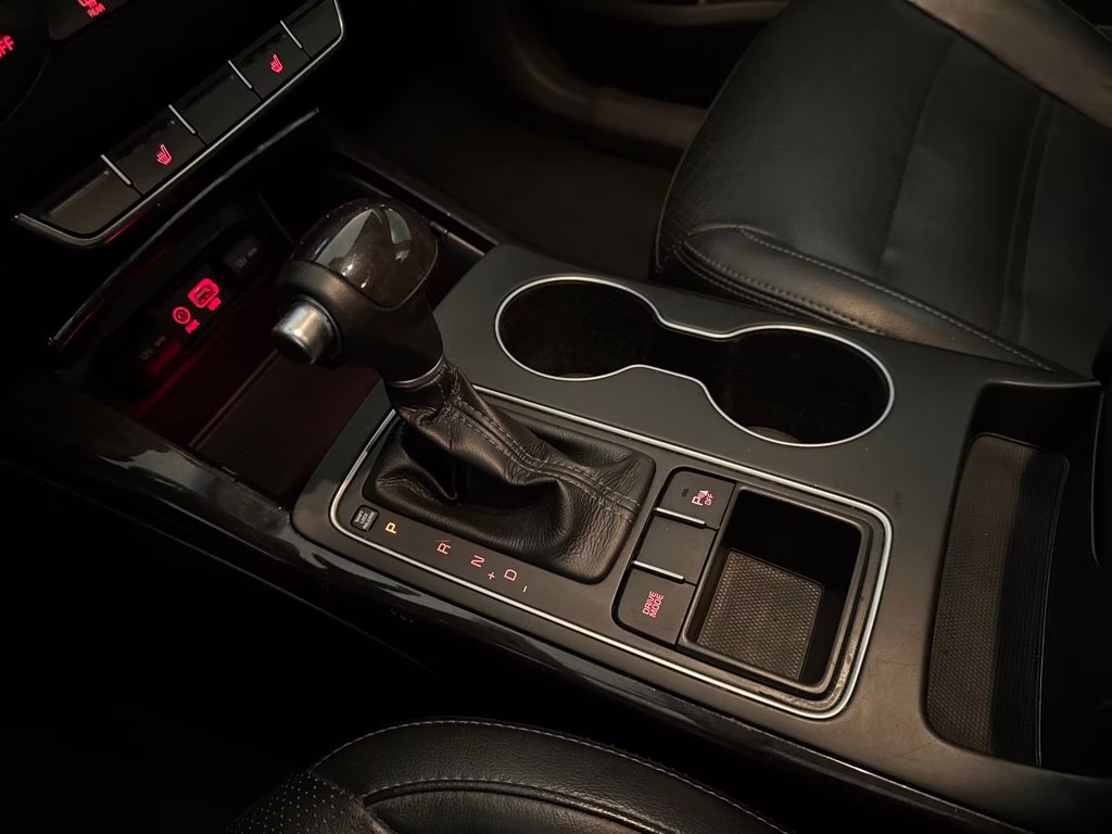 2018 Polished Walnut Kia Sorento EX FWD SUV