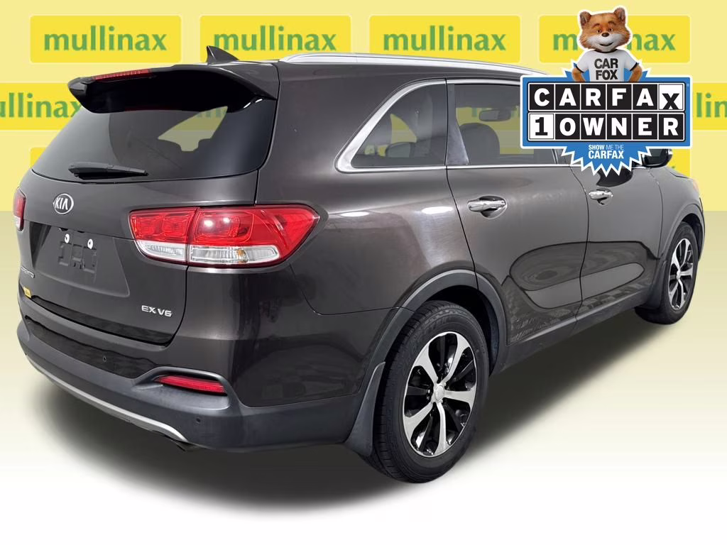2018 Polished Walnut Kia Sorento EX FWD SUV